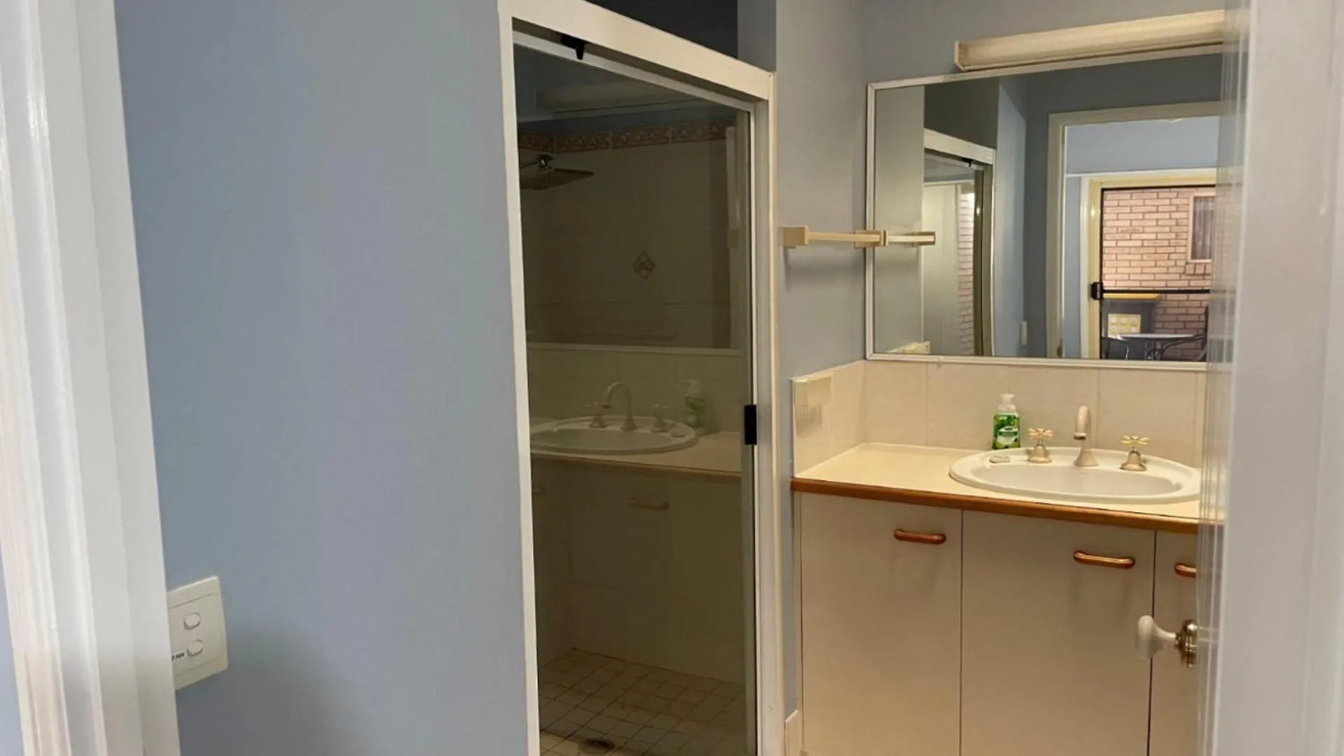 Ground Floor, Family Unit On The Canal With Free Wifi! Bongaree 0*,